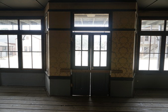 Enlarge photo 63