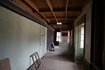 Enlarge photo 49