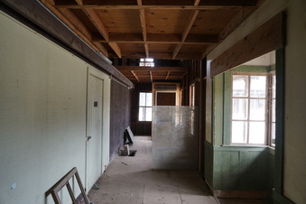 Enlarge photo 51