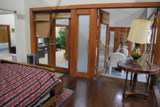 Enlarge photo 119