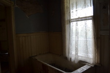 Enlarge photo 69