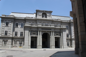 Enlarge photo 103