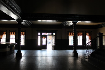Enlarge photo 21