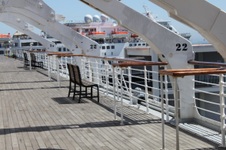 Enlarge photo 77