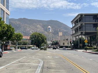 Hollywood Way