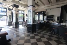 Enlarge photo 11