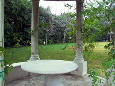 Enlarge photo 70