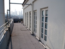 Enlarge photo 21