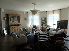 Enlarge photo 54