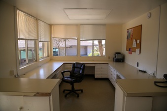 Enlarge photo 146