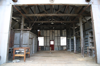Enlarge photo 82