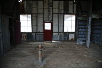 Enlarge photo 84