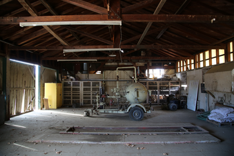 Enlarge photo 89