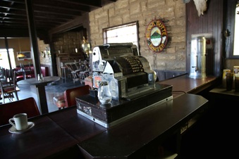 Enlarge photo 51
