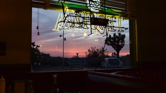 Enlarge photo 326