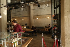 Enlarge photo 12