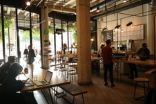 Enlarge photo 19