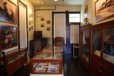 Enlarge photo 15