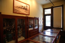 Enlarge photo 19