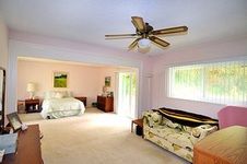Enlarge photo 27