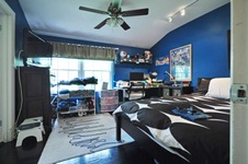Enlarge photo 13