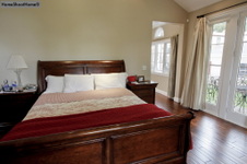 Enlarge photo 32