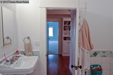 Enlarge photo 26