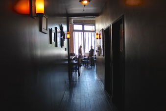 Enlarge photo 19