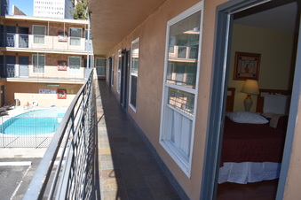 Enlarge photo 28