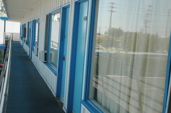 Enlarge photo 17
