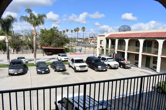 Enlarge photo 28