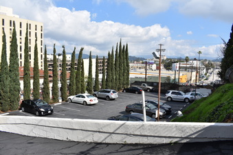 Enlarge photo 17
