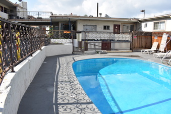 Enlarge photo 23