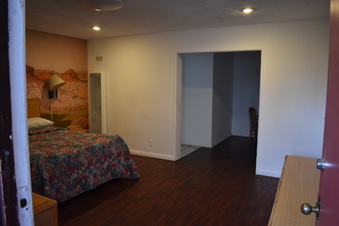 Enlarge photo 36