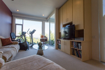 Enlarge photo 41