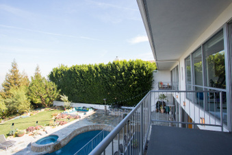 Enlarge photo 97