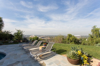 Enlarge photo 135