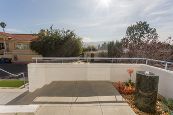 Enlarge photo 149