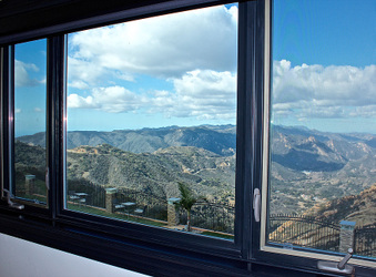 Enlarge photo 19