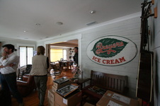 Enlarge photo 57