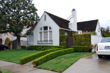 6507 Lindenhurst Ave.