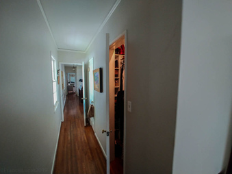 Enlarge photo 229