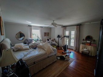 Enlarge photo 253