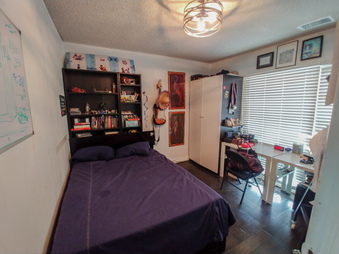 Enlarge photo 141