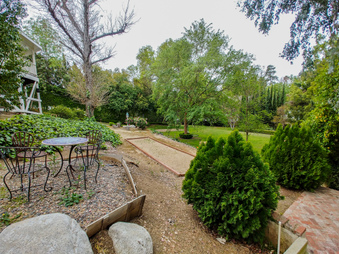 Enlarge photo 29