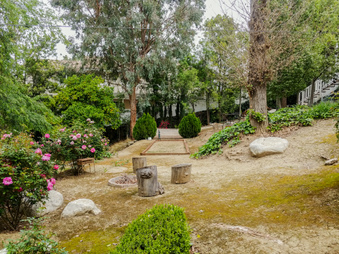 Enlarge photo 92