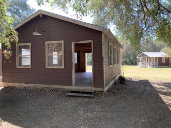 Enlarge photo 38