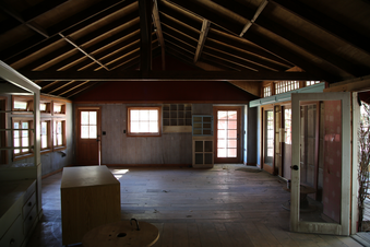 Enlarge photo 56