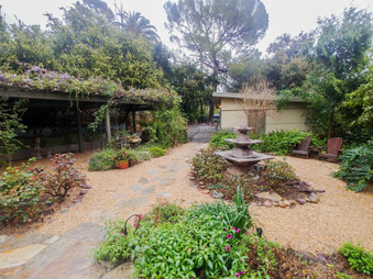 Enlarge photo 23