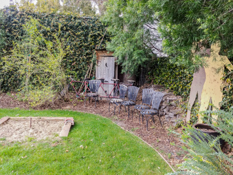 Enlarge photo 47